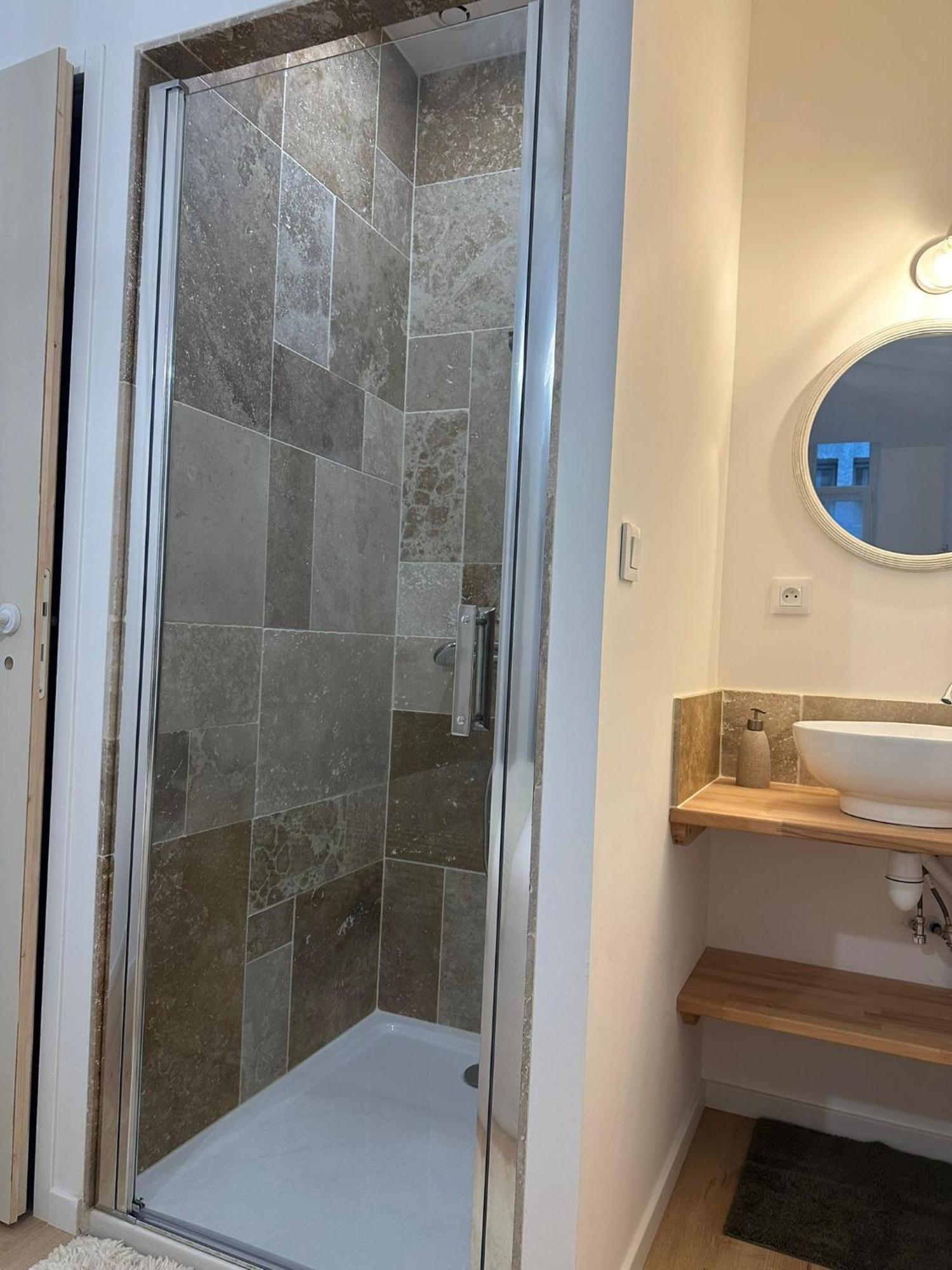 Maison Des Ambans Chambres D'Hotes Hypercentre 200M De La Gare Et Petit Dejeuner Inclus Ажан Екстериор снимка